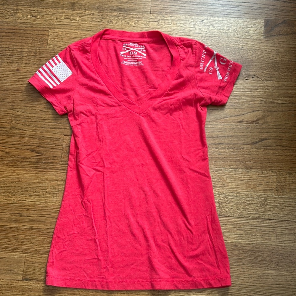 Grunt Style women’s v neck shirt